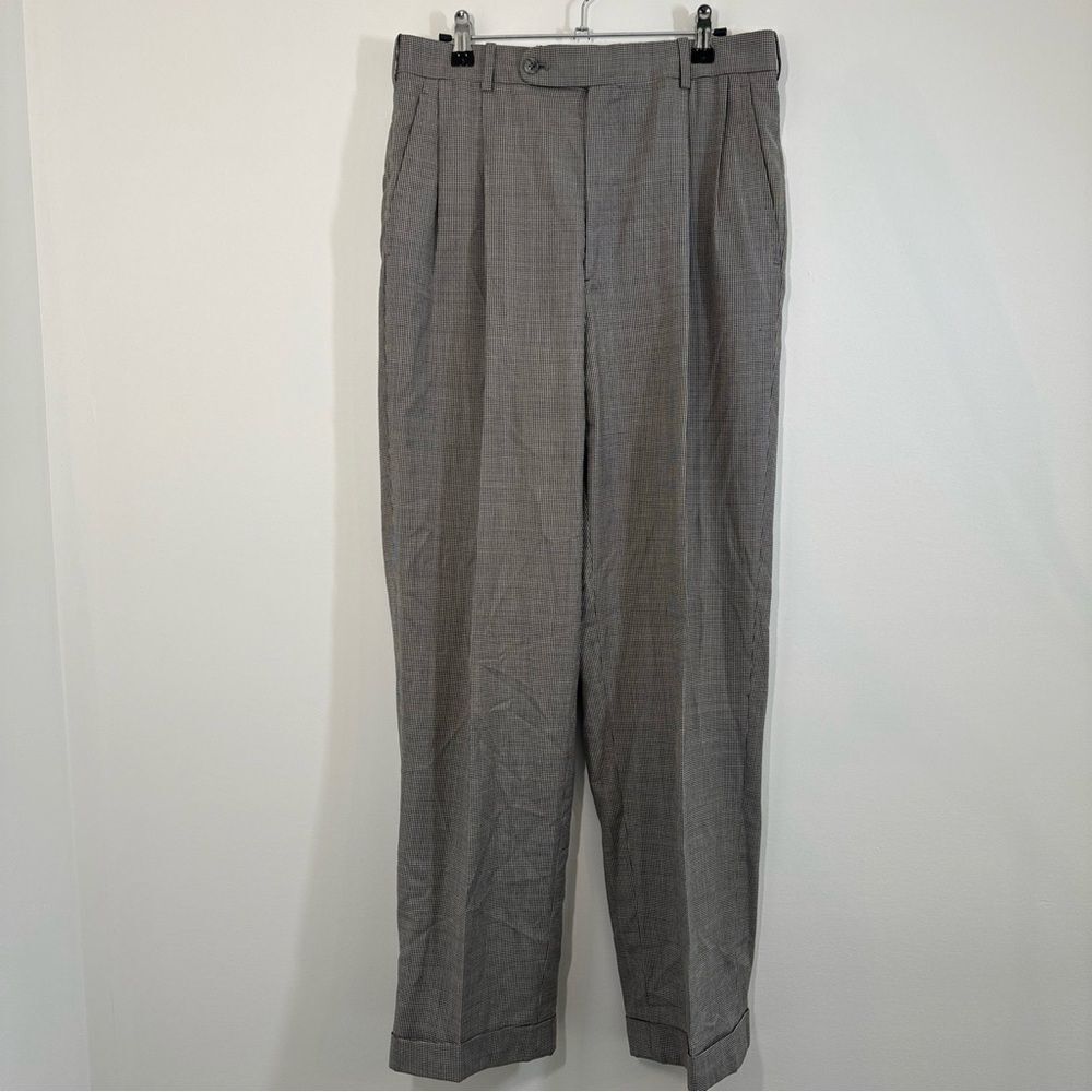 Loro Piana Gray Pleated Wool Dress Pants
